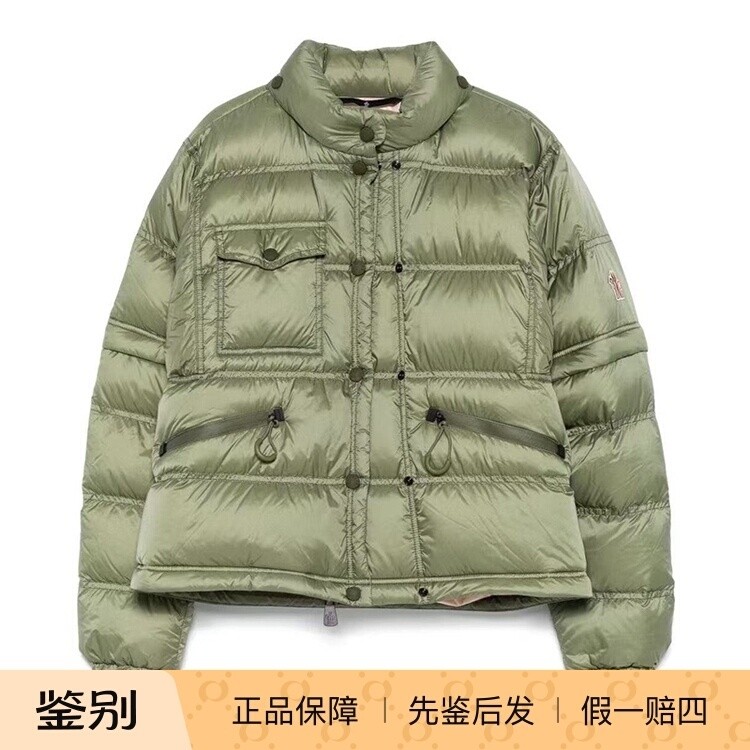 盟可睐军绿微标女款羽绒服