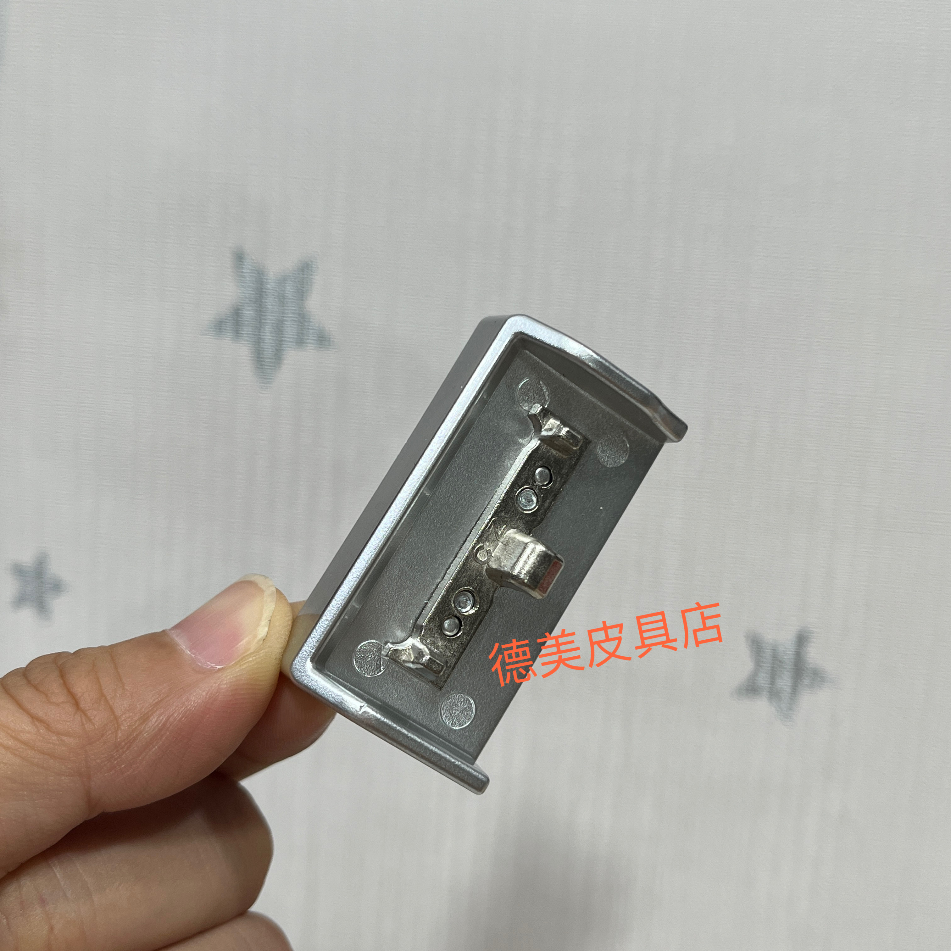 拉杆箱密码锁配件行李箱按压锁扣青蛙锁铝框箱锁维修更换锁扣05图片
