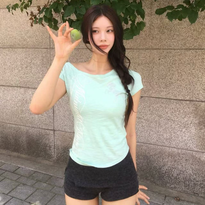 崔志宇金多绚同款韩国小众Midnightmove烫钻小马斜肩短袖T恤女潮