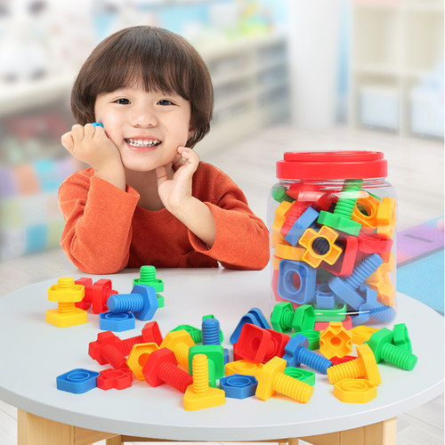 幼儿园早教积木精细动作训练3岁