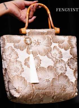 国风手工包女定制婚包手提新娘包真丝旗袍包复古斜挎口金包宴会包