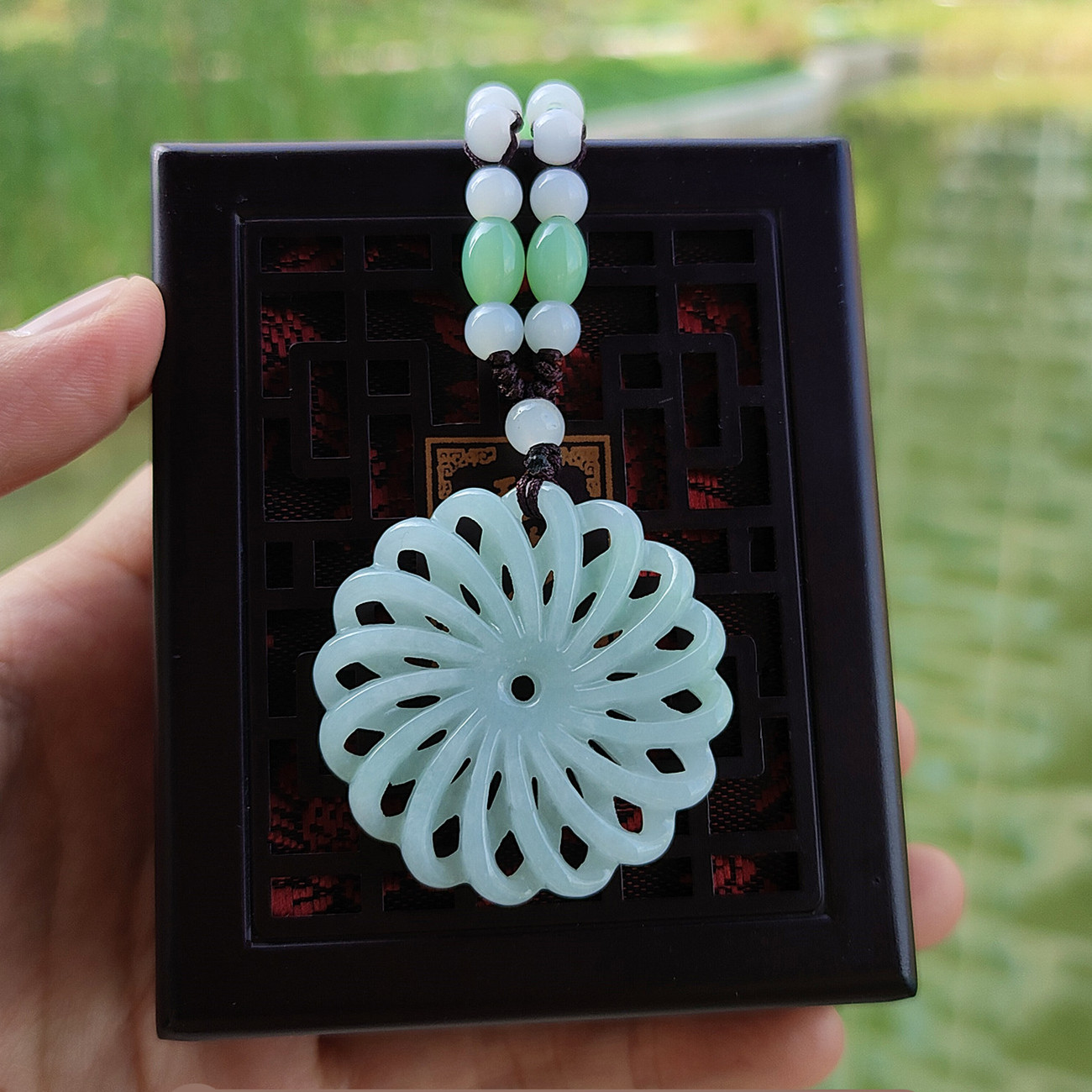 心玉行翡翠A货双面镂空时来运转花开富贵吊坠男女款时尚吊坠项链