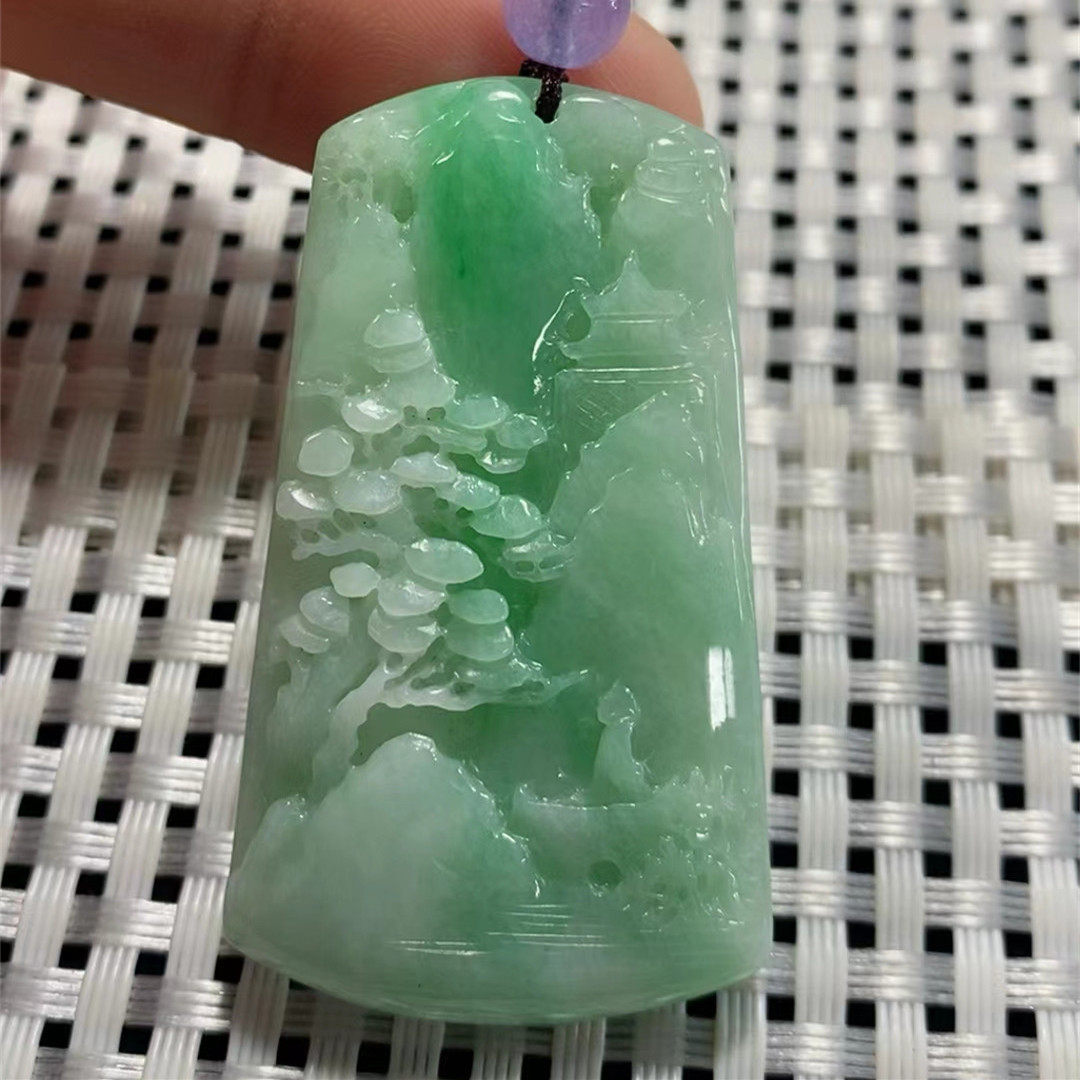 天然翡翠A货吊坠山水阳绿项链