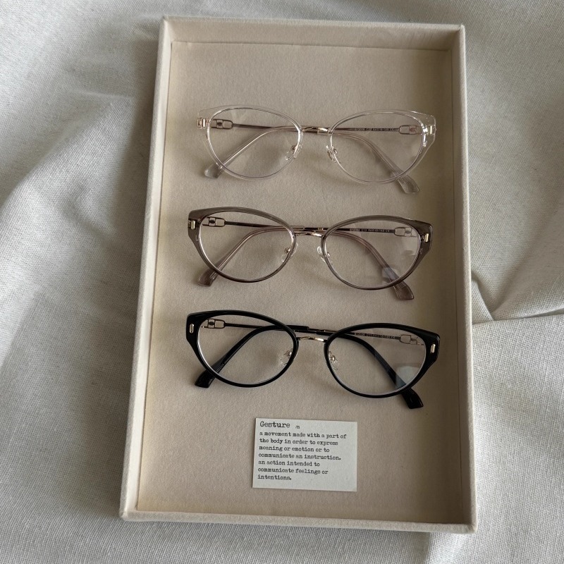 Maili茶色猫眼眼镜框方圆脸显瘦超轻素颜镜架可配度数近视眼镜女