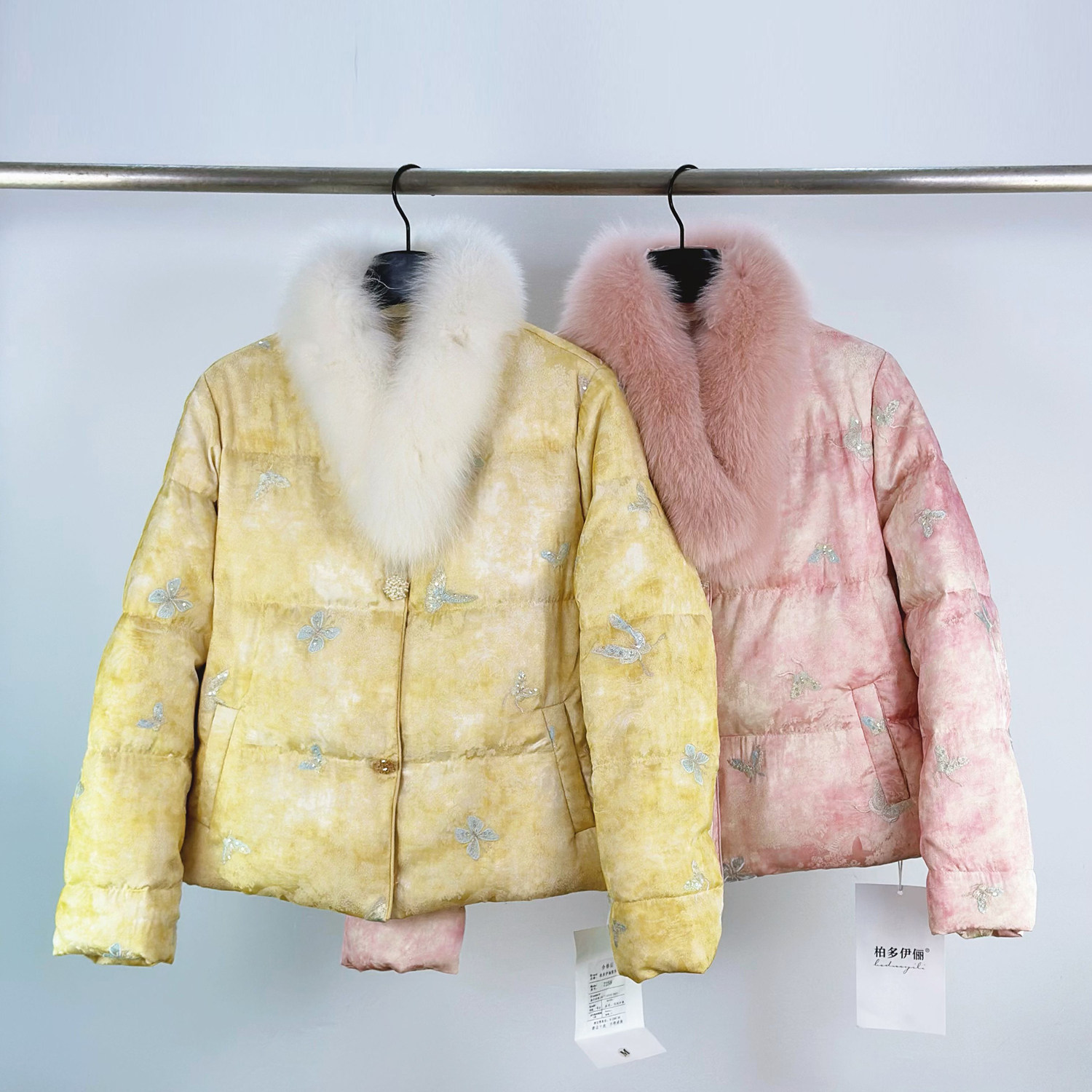 7258新中式小个子狐狸毛领提花羽绒服女2025冬国风钻扣气质短外套,女装/女士精品,短外套,淘宝优惠券,粉丝福利购,淘宝优惠卷