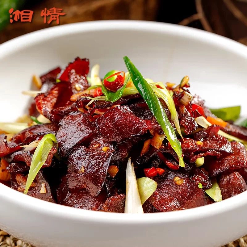 湖南特产腊黄牛肉125g农家烟熏腊肉干货湘西辣味免切牛肉真空包装