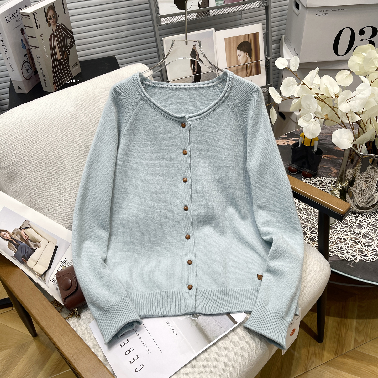 大码女装韩版宽松单排扣针织开衫