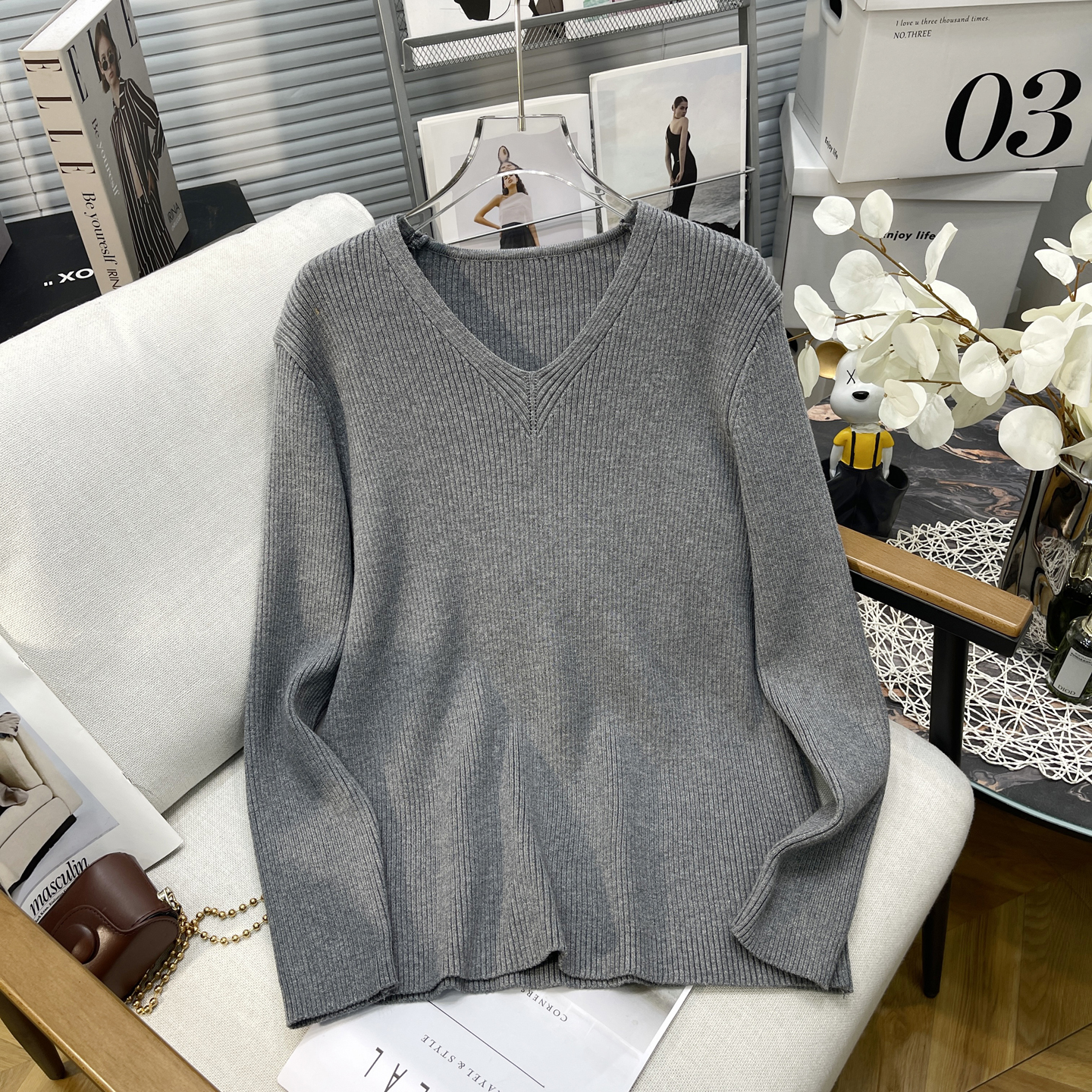 大码女装秋冬v领内搭针织打底衫