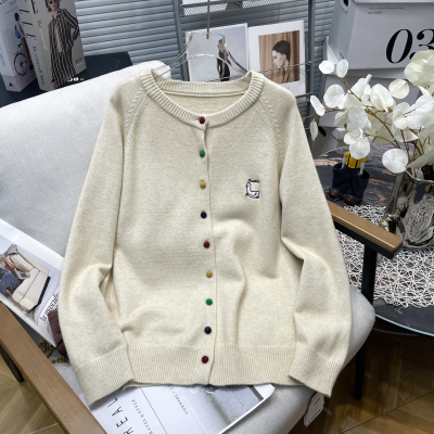 大码女装韩版纯色刺绣针织开衫女