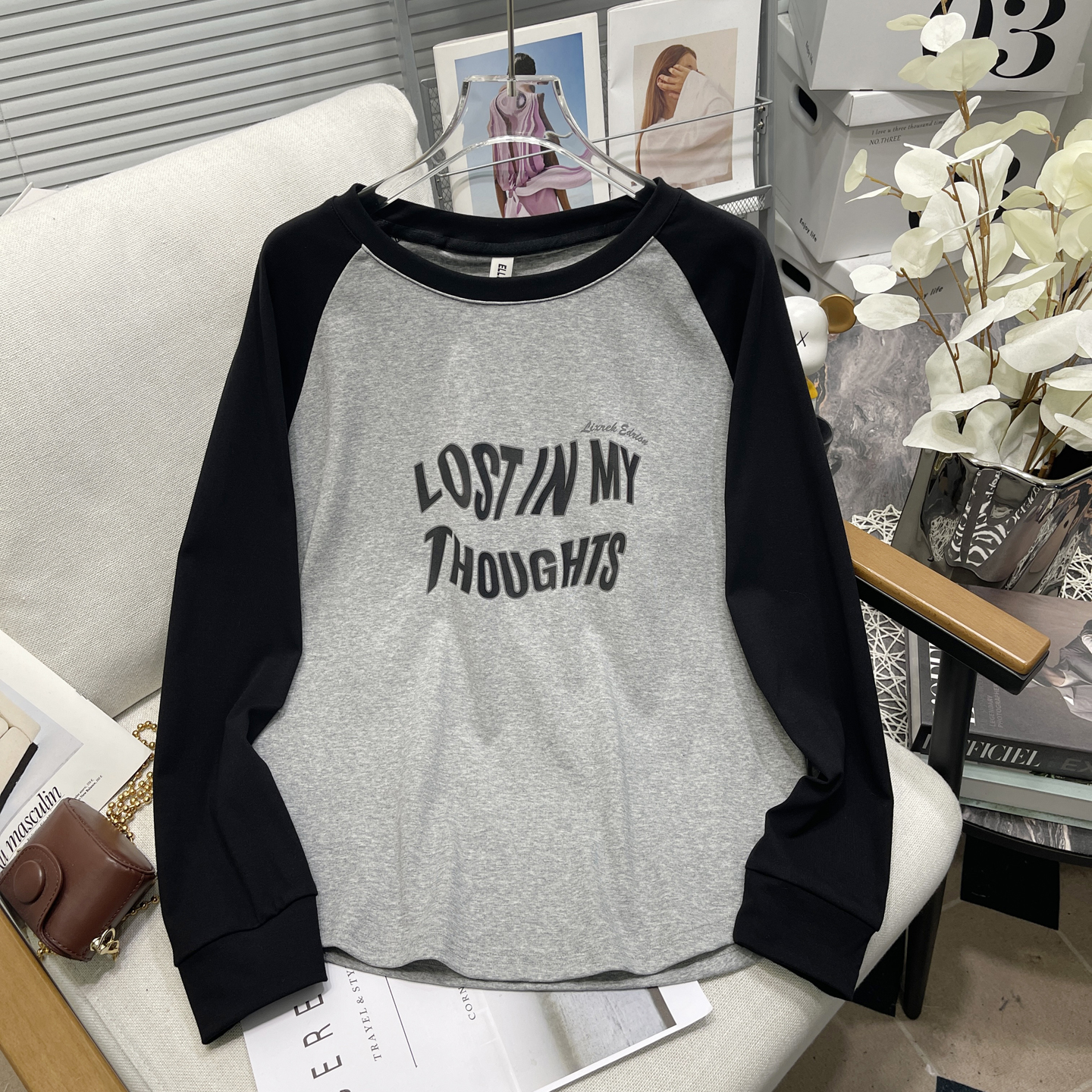 大码女装小众正肩拼色长袖T恤