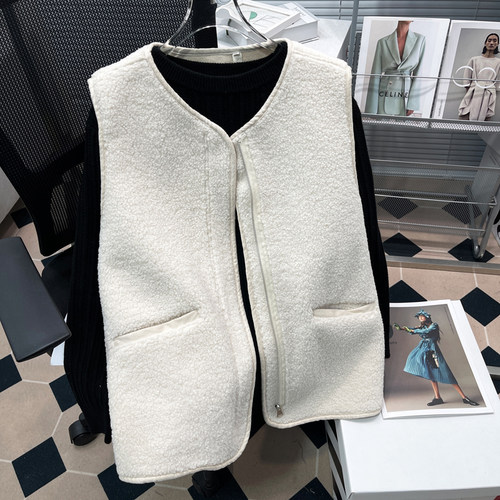 胖mm秋冬季新款毛绒外穿背心