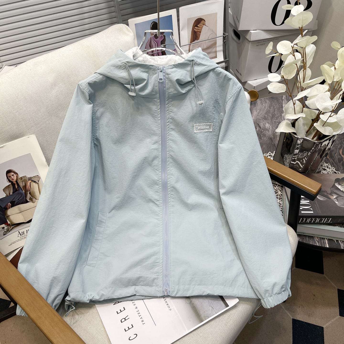 大码女装秋季新款运动风衣女胖mm