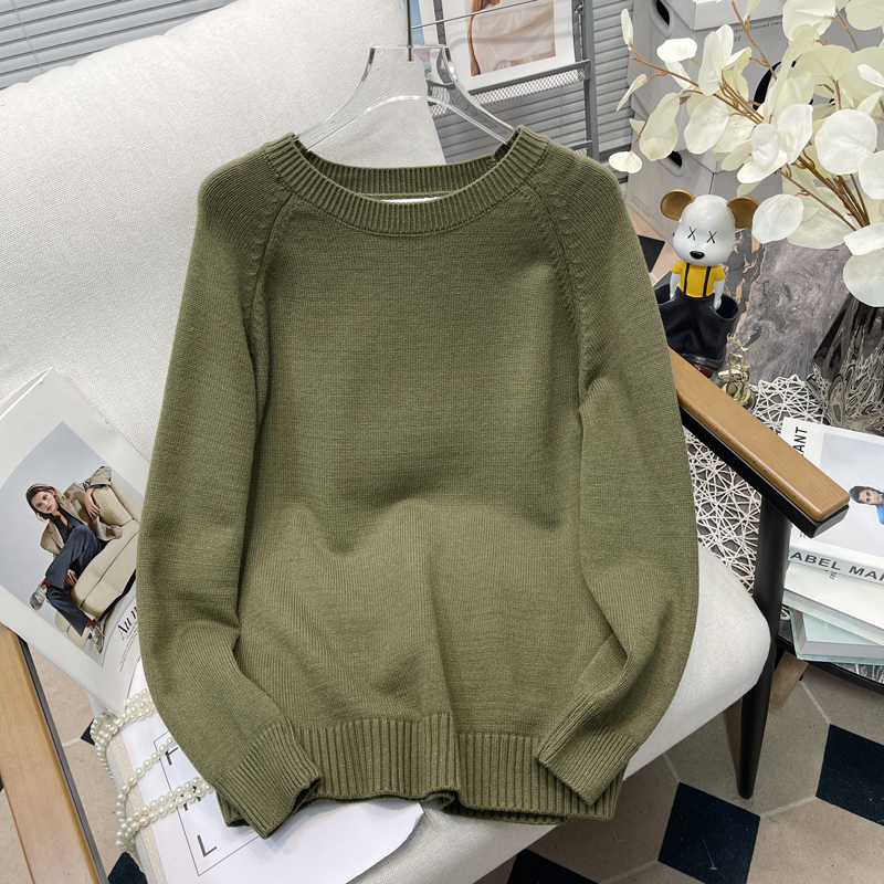 大码女装温柔风纯色针织毛衣