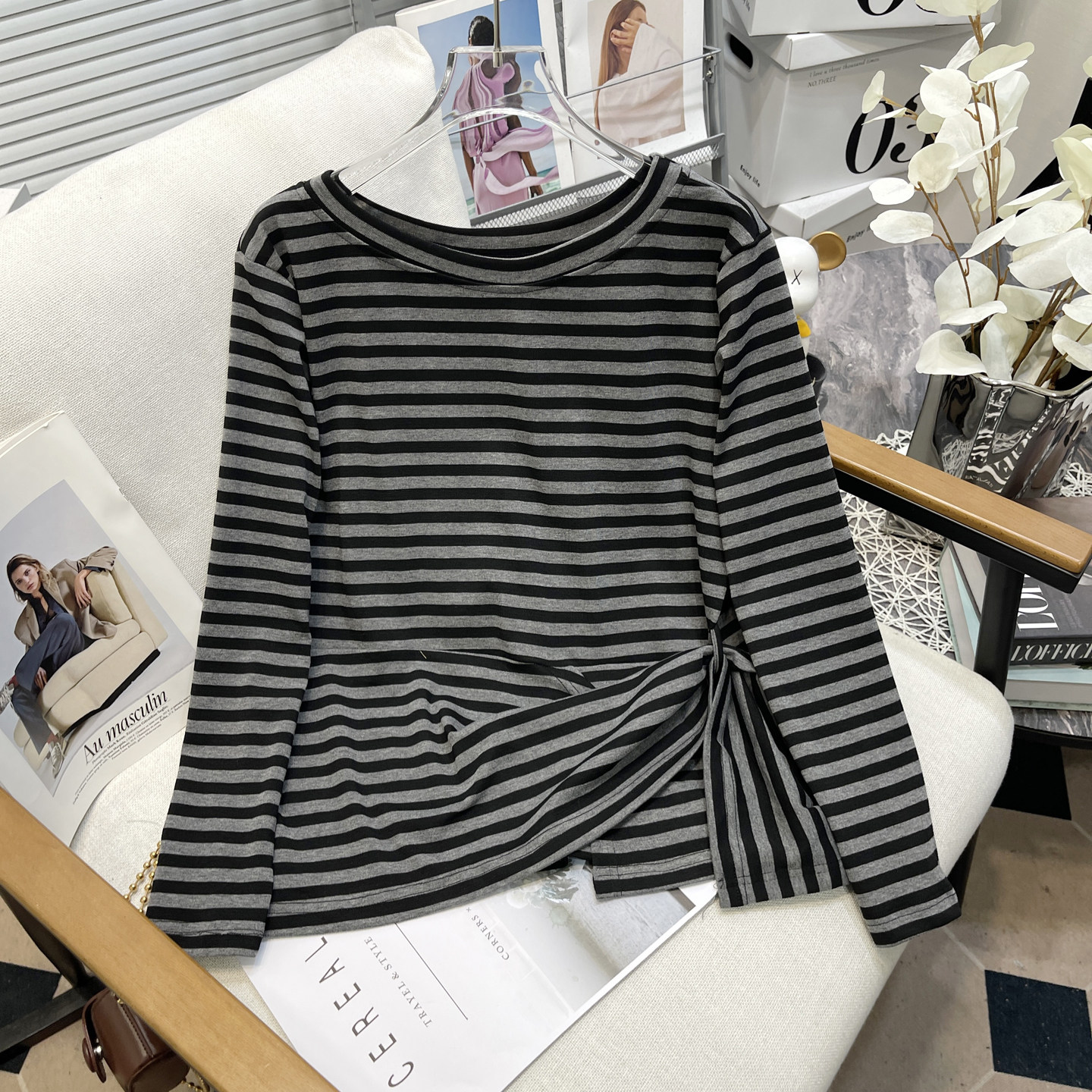 大码女装条纹显瘦小众长袖T恤