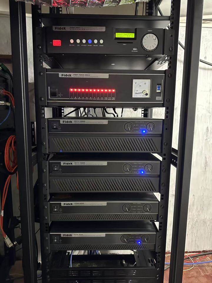 1月7日文山3号放映厅内的机器设备网络拍卖公告