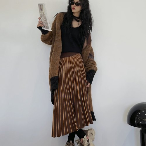 2025秋冬新款时尚高品质百搭慵懒长款羊毛针织外套女