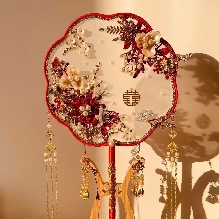 古风团扇子新娘结婚秀禾中式婚礼中国秀禾服喜扇手捧花diy成品扇图片