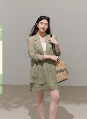 潘不卷大码女装微胖mm高级感外套超好看秋2025新款绿色设计感西装