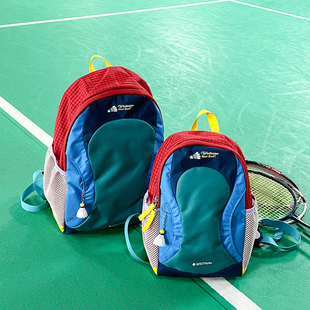 户外运动双肩包包2025新款中小学生书包男女孩大容量羽毛球背包