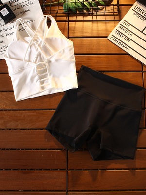 美背运动文胸套装瑜伽服三分短裤