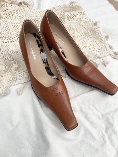 Vintage 复刻版个性长头锄头鞋时尚搭配高跟单鞋翘头款