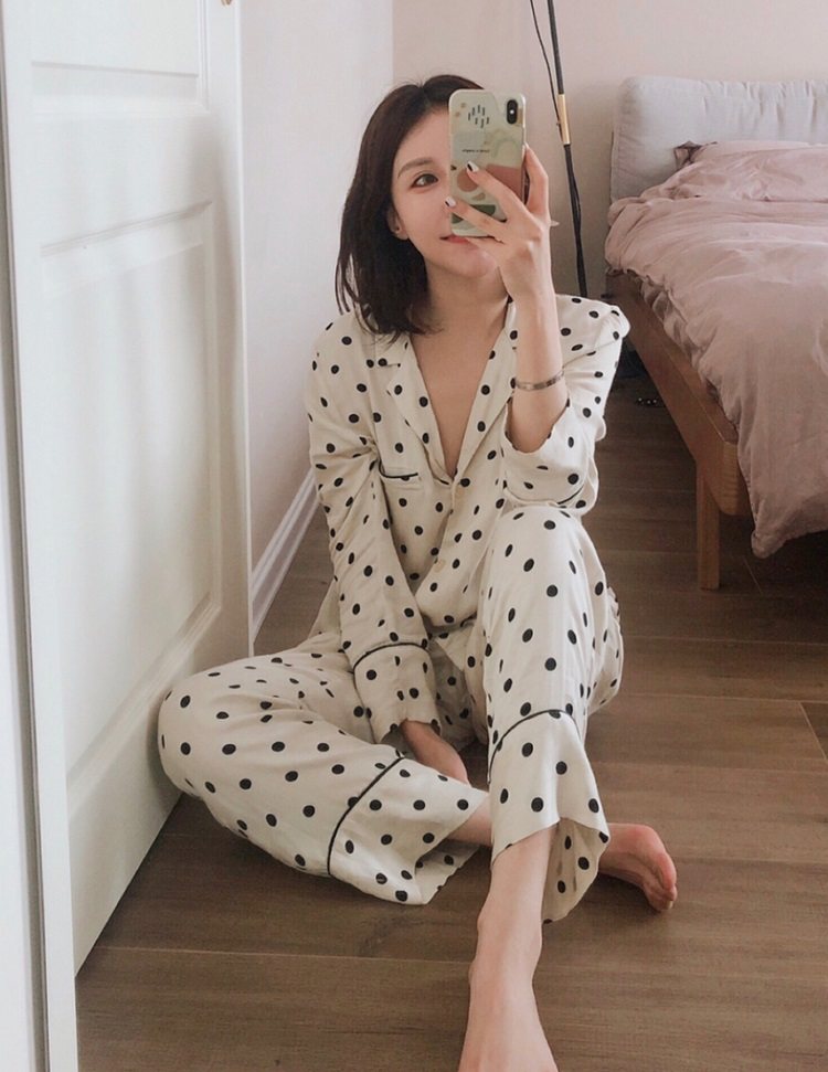 网红o家ins风时尚绵绸波点睡衣