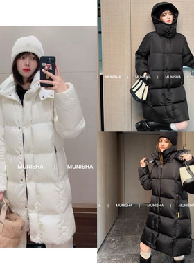 MUNISHA 鹅鹅鹅 超爆 白雪公主 白徽章 黑巧哑光长款显瘦羽绒服女