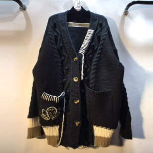 巨好看 拼色拼接修补钉珠镶钻口袋立体麻花破烂针织毛衣 秋冬新款