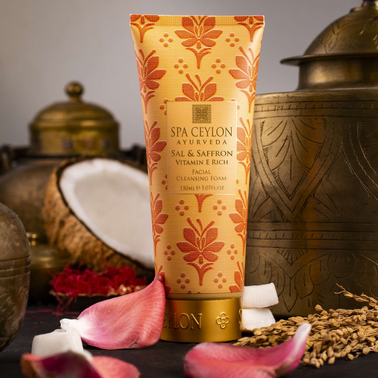 新品藏红花维它命E洗面奶洁面洁净减少粗糙 斯里兰卡SPA CEYLON