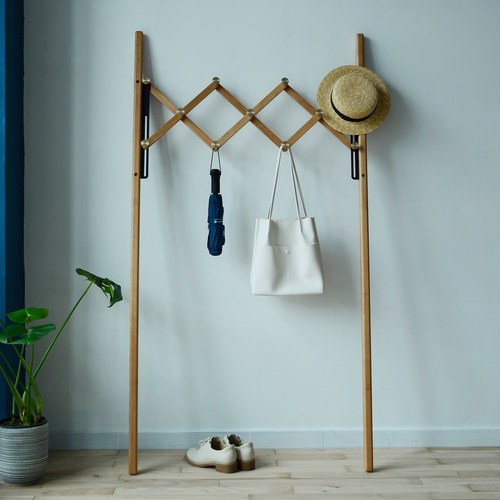 时作靠墙伸缩衣架实木黄铜