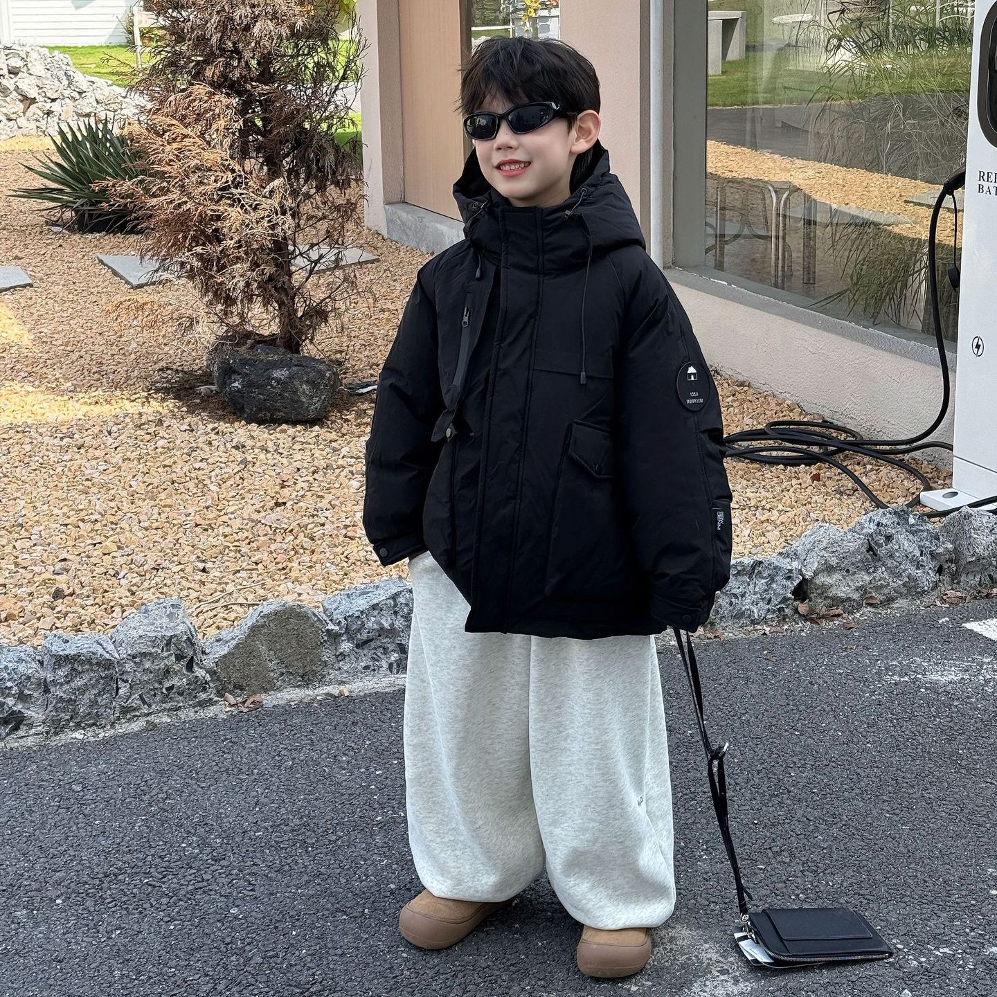 男宝宝冬季加厚防风冲锋衣羽绒服