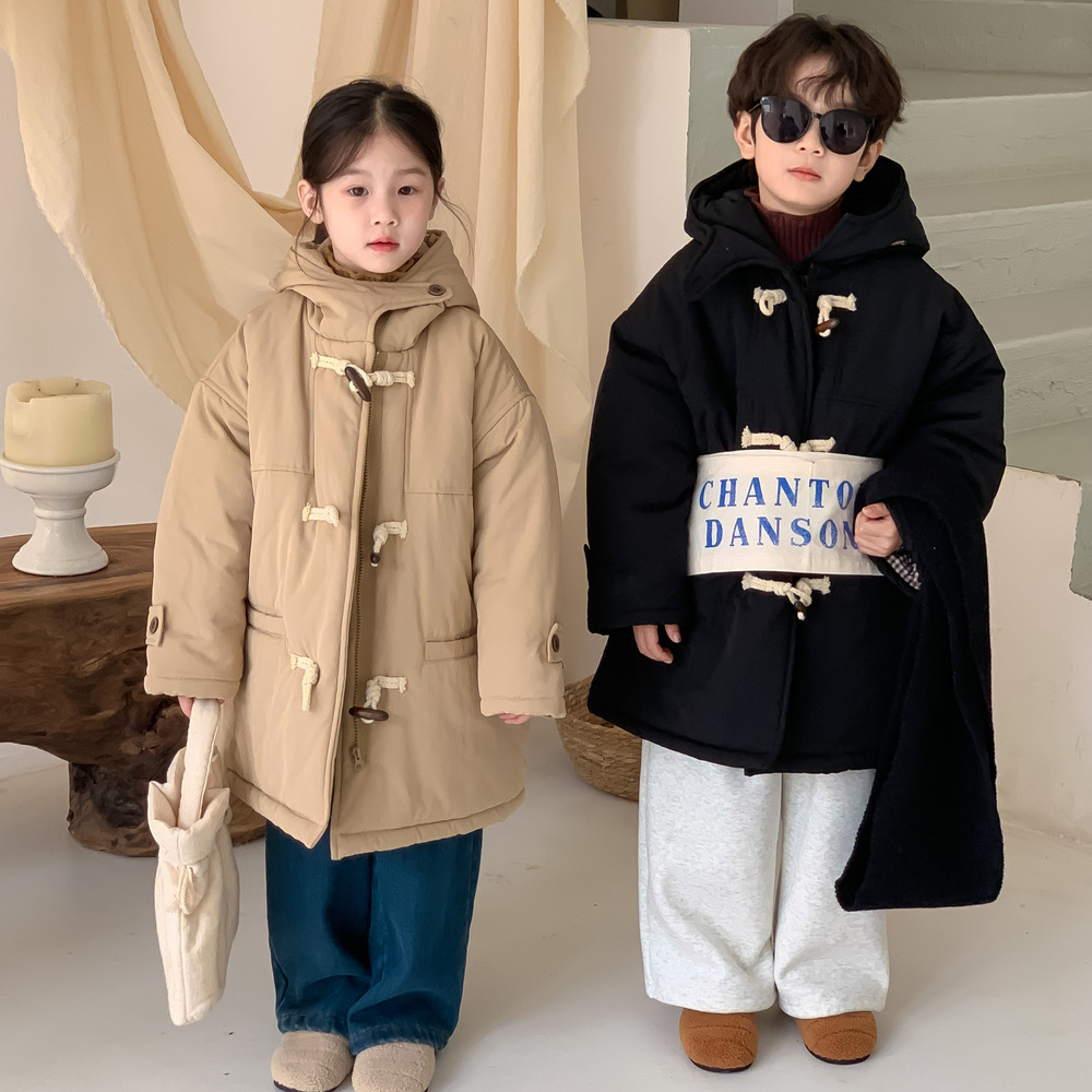 儿童冬季韩系加厚牛角扣连帽大衣