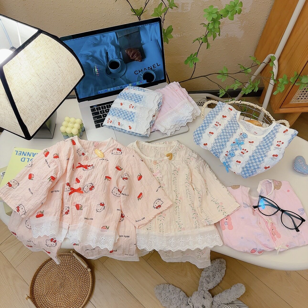 10A抗菌睡衣套装家居服两件套2026春夏女童宝宝时光棉装甜美花边