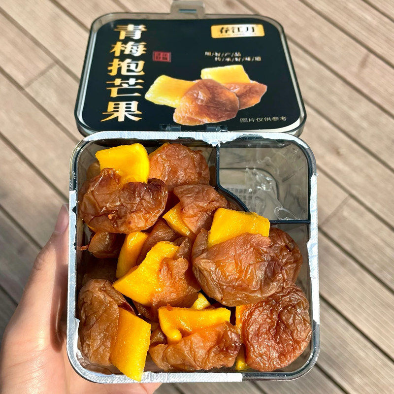 春江月青梅抱芒果258g罐装青梅抱葡萄蜜饯果干陈皮原味2罐