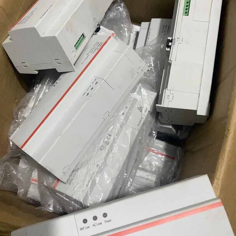 拍前询价：(议价)9.5成新原装正品ABB开关电源 YSM01-PS 100-