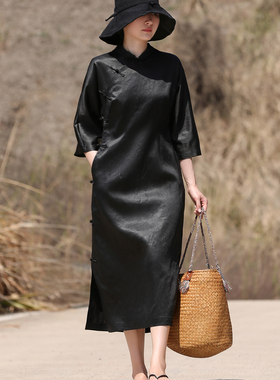 东方豆蔻新款春夏黑色龟纹香云纱真丝立领连衣长裙旗袍82291