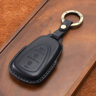 适用于三阳飞度5真皮钥匙套4哈士奇九妹z300巡弋踏板摩托车锁匙包