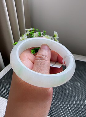 天然翡翠缅甸A貨60圈冰糯水润飘绿宽边手镯尺寸60.5-13.3-8.5mm