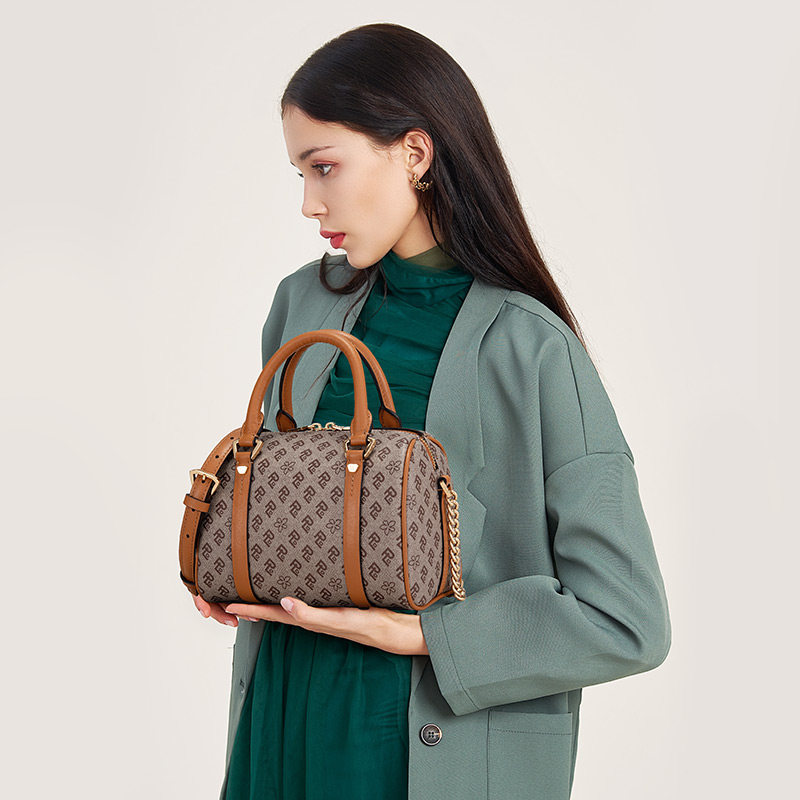 PLD保兰德波士顿2020新款大容量手提包包女斜挎包小枕头包小包女