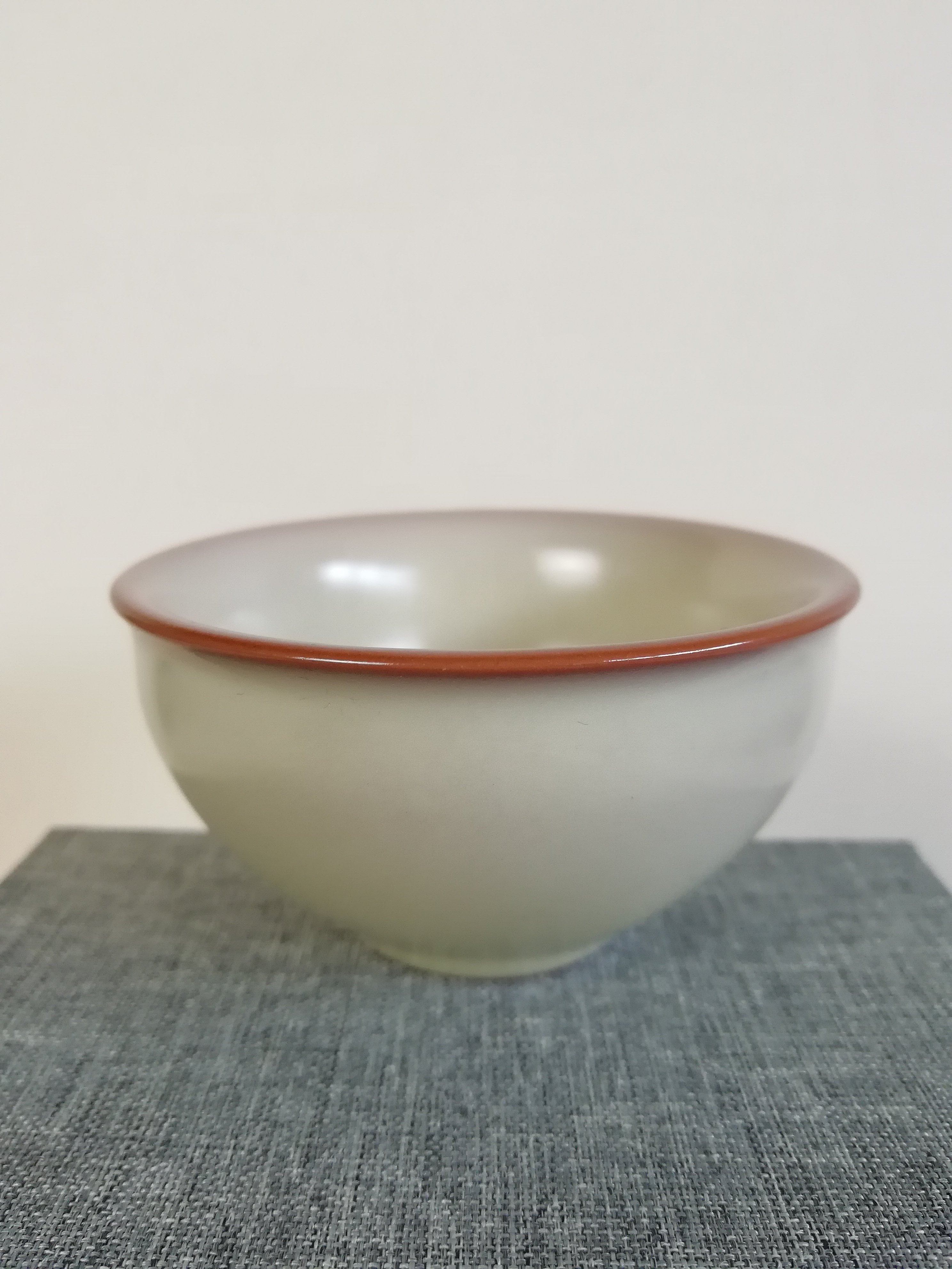 龙泉青瓷王文御黄猪油冻手工茶杯手工茶具陶瓷杯子