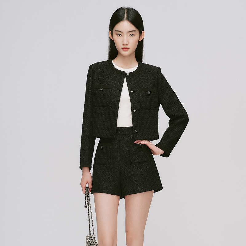 曼娅奴2024年秋冬新款圆领设计感轻奢黑色小香风外套MO44SC603