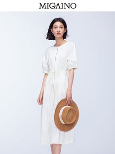 Migaino曼娅奴女装2024年早秋新款法式收腰纯色连衣裙MO32DB012