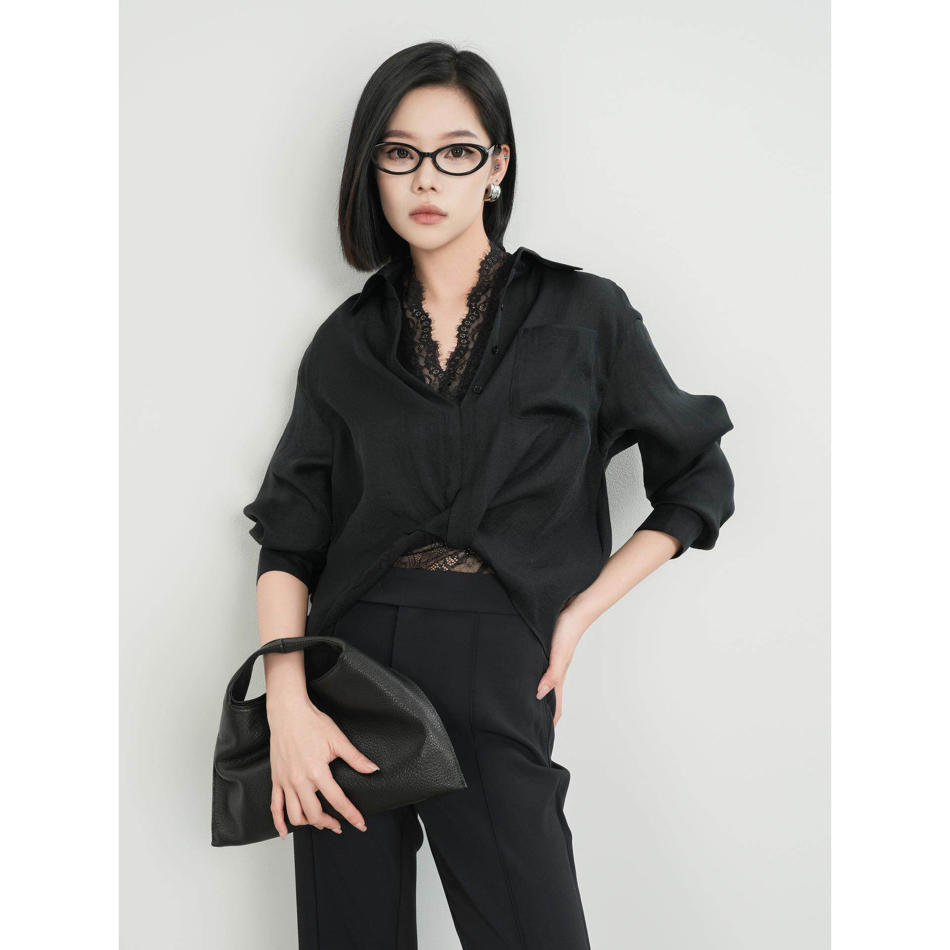 Migaino曼娅奴女装秋季新款性感风蕾丝打底衬衫两件套MP32AC012