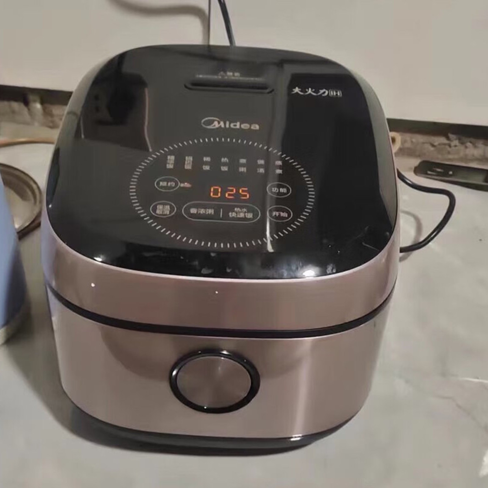 Midea/美的 MB-FB40P501电饭煲饭锅家用4L大容量智能IH多功能正品