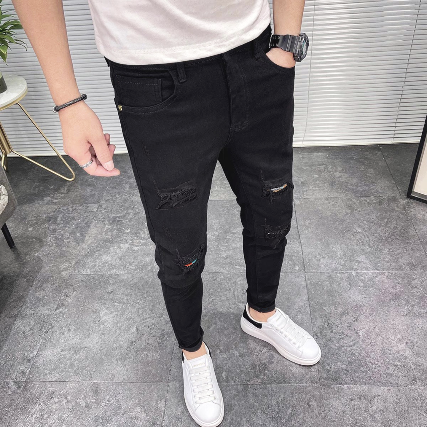 黑色牛仔裤男潮流破洞九分裤弹力修身小脚裤百搭韩版长裤帅气春季