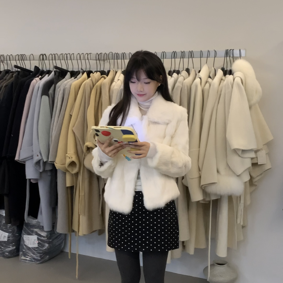 设计 繁花上新法式复古毛绒娃娃领保暖皮草外套（含100兔毛）3238