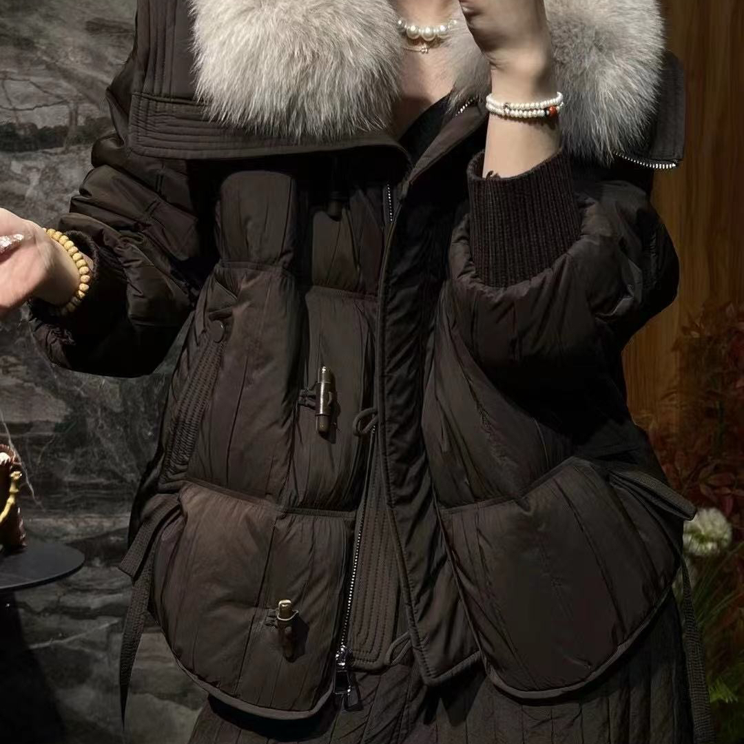 繁花家冬上新轻奢真狐狸大毛领牛角扣保暖羽绒服外套YS2-Js789