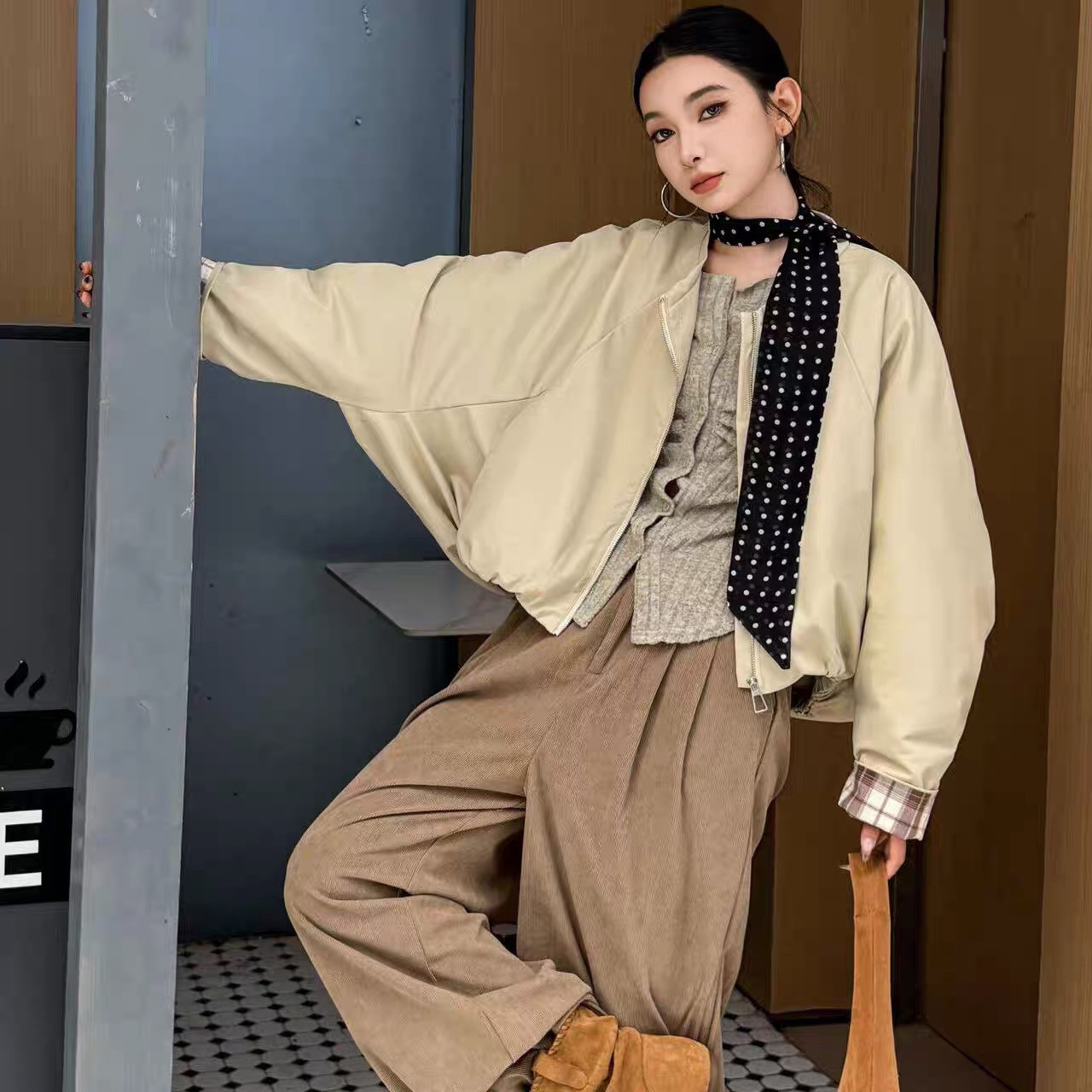 繁花家感蝙蝠袖皮衣气质保暖羽绒服外套(配可拆卸丝巾)YS1-32121,女装/女士精品,羽绒服,淘宝优惠券,粉丝福利购,淘宝优惠卷