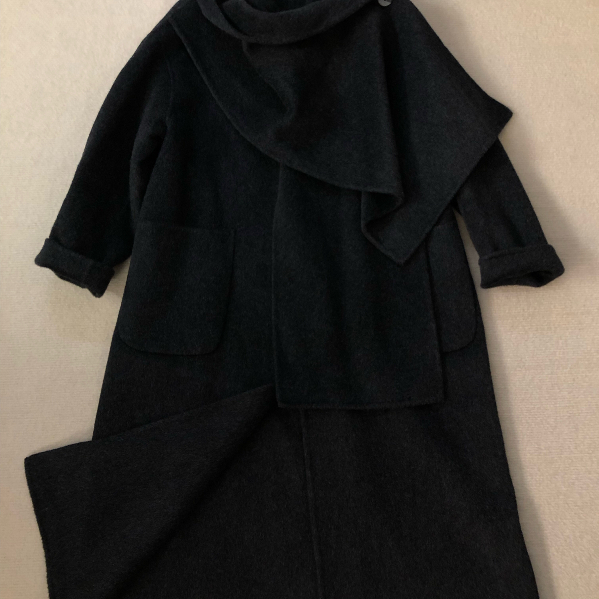 繁花系大牌纯色长款羊毛外套（含100羊毛）(不可拆卸围巾)2467