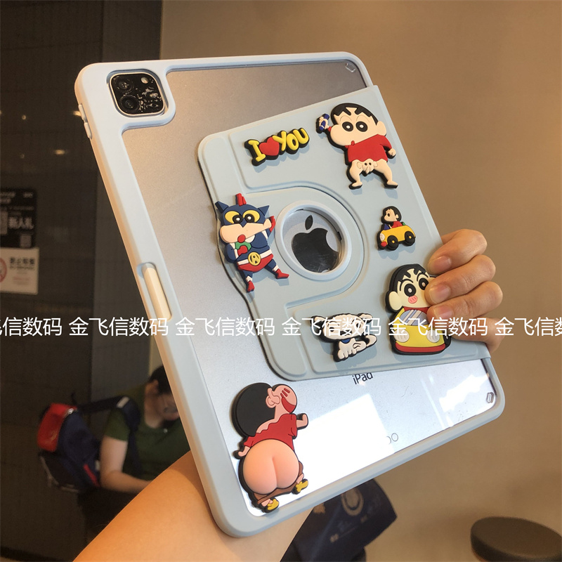 蜡笔小新360度旋转亚克力适用苹果iPad10代9保护套ipd6第八代2022款10.2寸带笔槽9.7防弯pro11卡通air654硬壳